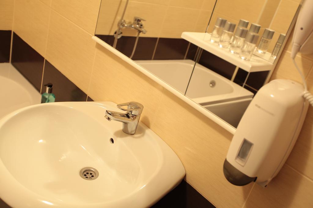 Hostel Royal Obrenovac  Стая снимка