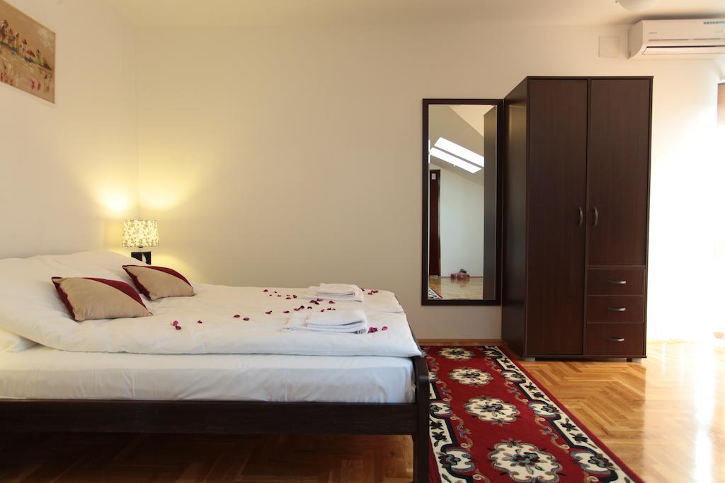 Hostel Royal Obrenovac  Стая снимка